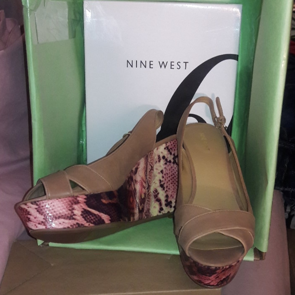Nine West wedge shoes